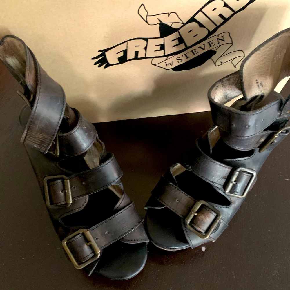 Freebird by Steven Black Key-Quail Sandals size 7